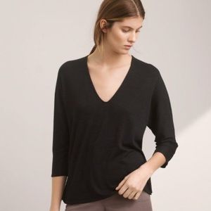 Aritzia Wilfred Free Anita black vneck 3/4 sleeve knit tshirt M
